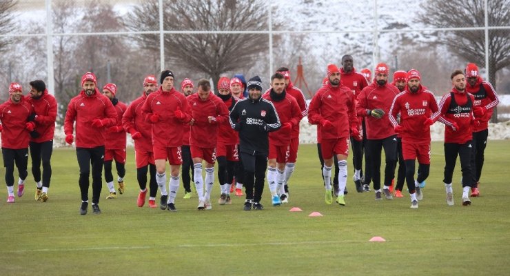 Lider Sivasspor’da neşeli idman