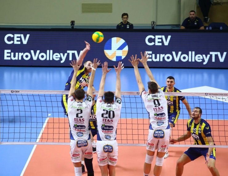 2020 CEV Erkekler Şampiyonlar Ligi: Fenerbahçe HDI Sigorta: 1 - Trentino Itas: 3