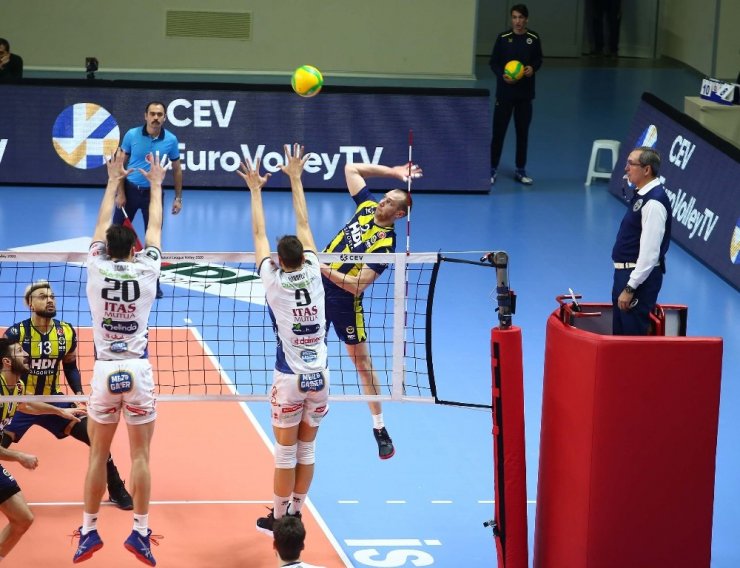 2020 CEV Erkekler Şampiyonlar Ligi: Fenerbahçe HDI Sigorta: 1 - Trentino Itas: 3