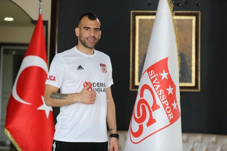 Skuletic resmen Sivasspor’da
