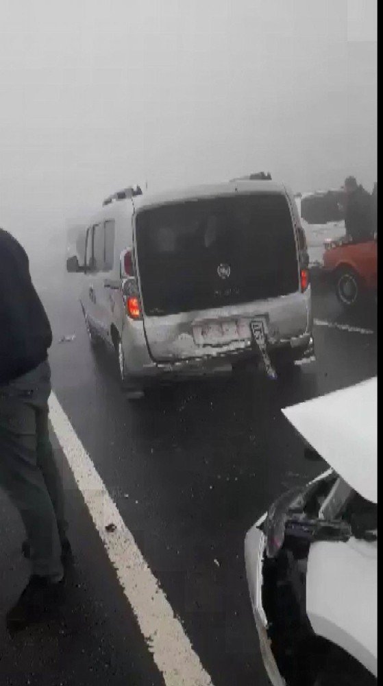 Mardin’de 15 araç birbirine girdi: 5 yaralı