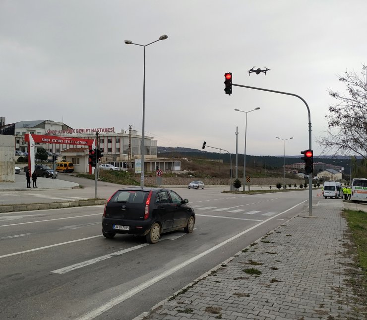 Sinop'ta sadece tek noktada bulunan trafik ışığını bir yılda 22 sürücü ihlal etti