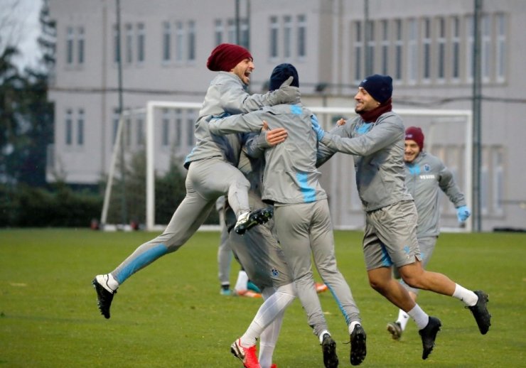 Trabzonspor, Fenerbahçe maçı hazırlıklarını tamamladı