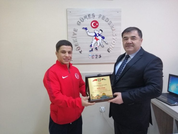 Musa Aydın’ın kamp ziyaretleri sürüyor