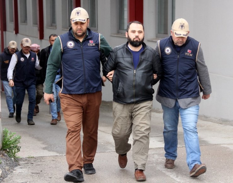 3 DEAŞ’lı adliyeye sevk edildi