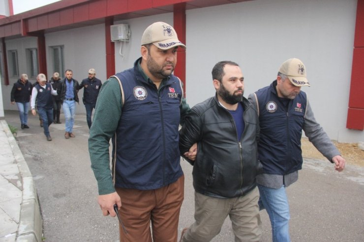 3 DEAŞ’lı adliyeye sevk edildi