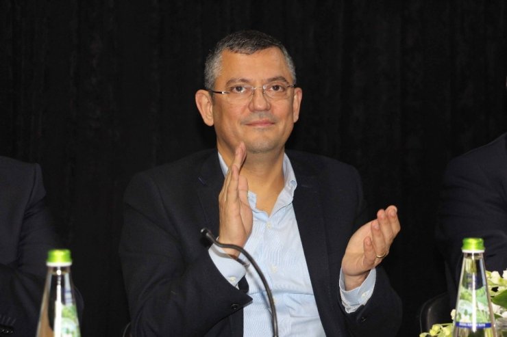 CHP Grup Başkan vekili Kuşadası’nı ziyaret etti