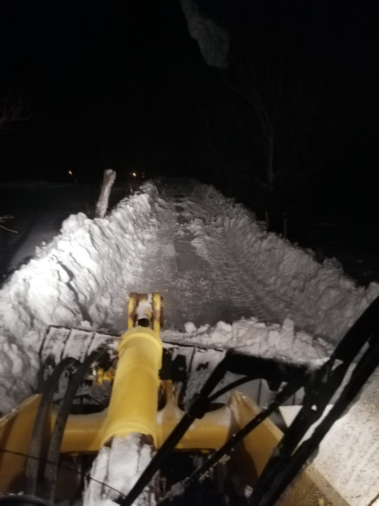 Köyde mahsur kalan hasta kurtarıldı