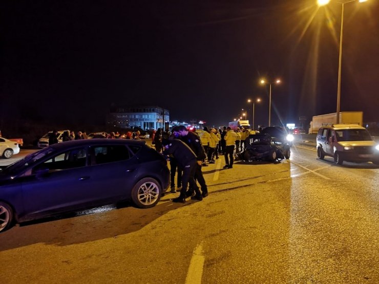 Asker uğurlamasına çıkmışlardı kaza yaptılar: 1 ölü, 3 yaralı