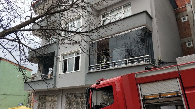 Samsun’da ev yangını