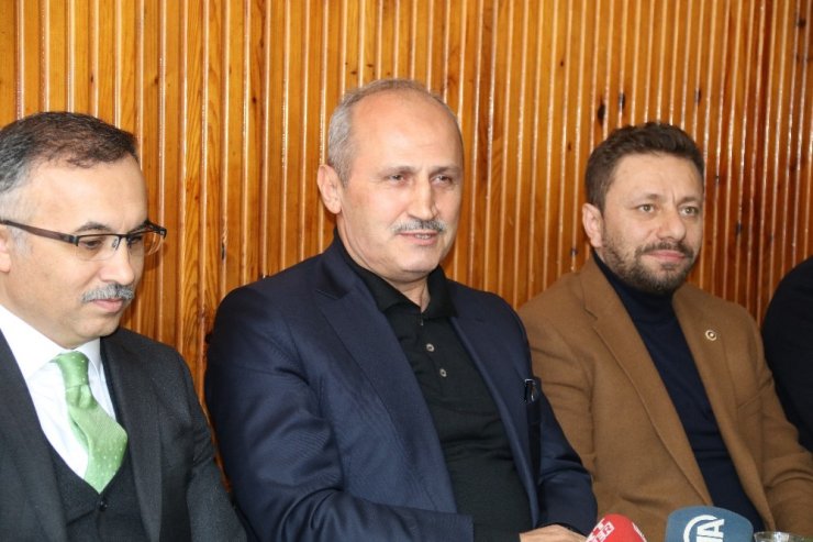 Bakan Turhan: "Afetleri siyasete alet etmememiz lazım"