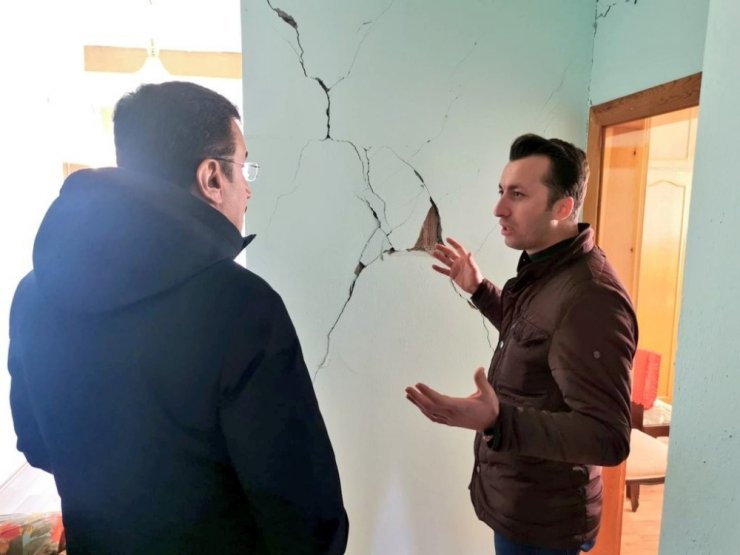 AK Partili Tüfenkci: "Yapılanlara baksalar deprem paralarının nerelere gittiğini görecekler"