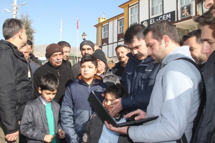 Bakan Kurum: “Depremde ağır hasarlı bina sayısı 3 bin 200”