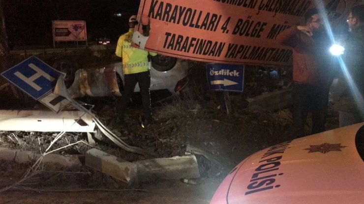 Otomobil takla attı: 2 yaralı