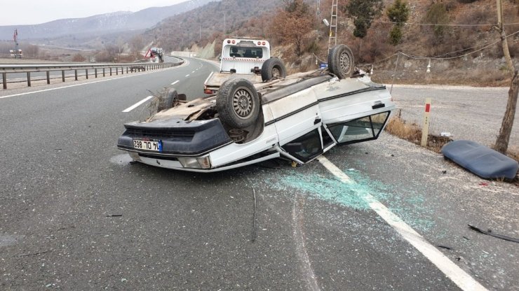 Kastamonu’da otomobil takla attı: 2 yaralı