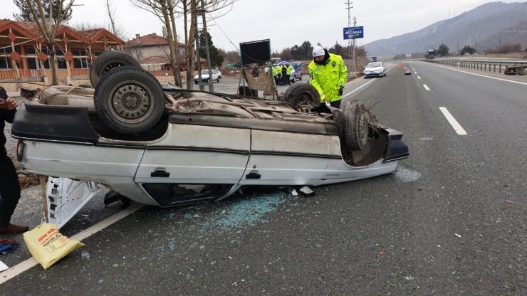 Kastamonu’da otomobil takla attı: 2 yaralı