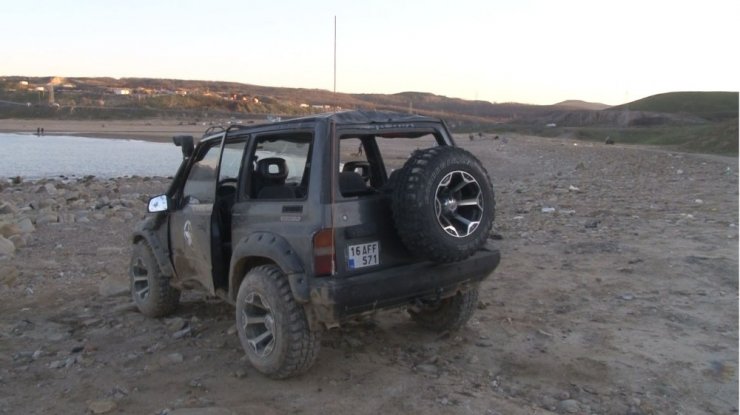 Sarıyer Kısırkaya plajında Off-Road cipi takla attı