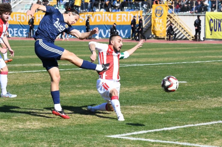TFF 2. Lig: Tarsus İdman Yurdu: 1 - Yılport Samsunspor: 2