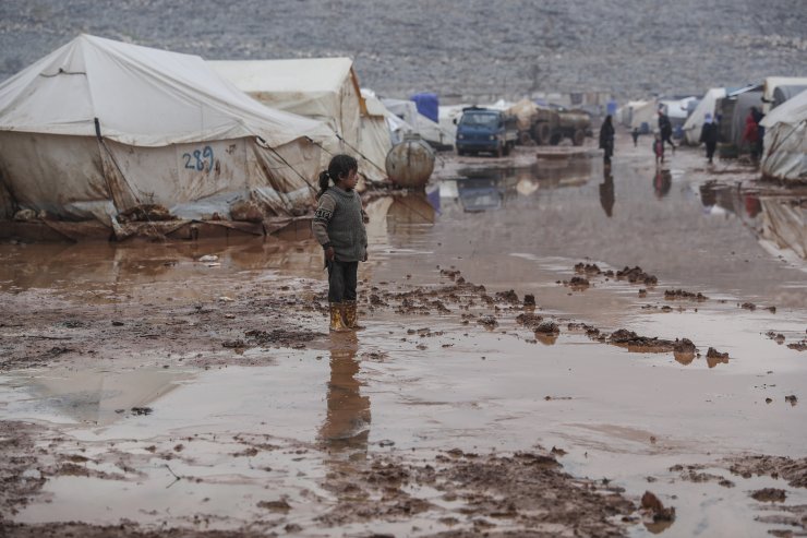 AA'nın İdlib'de çektiği kareler yardım kampanyasına ilham verdi