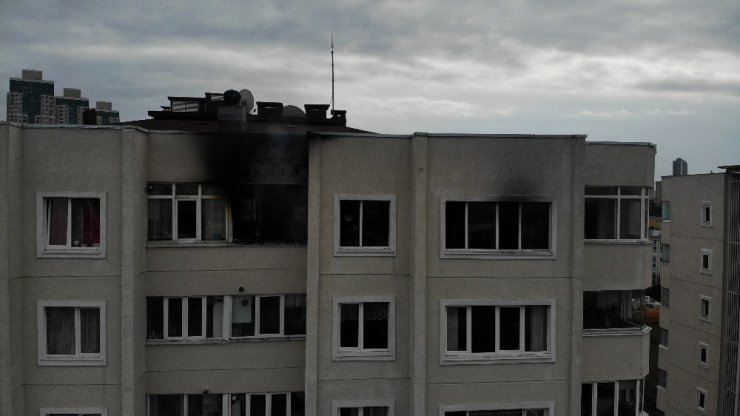 Ataşehir’de 14 katlı binada yangın paniği