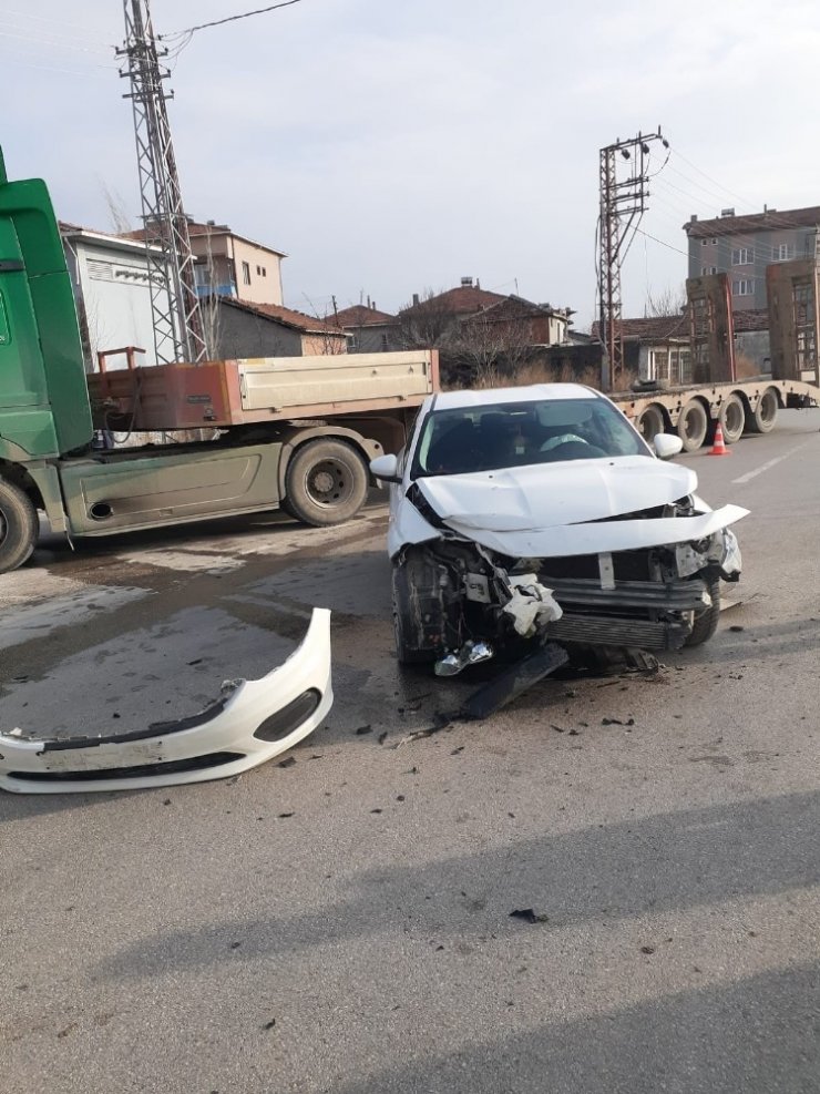 Amasya’da trafik kazası: 3 yaralı