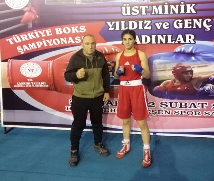 Vanlı boksörlerden büyük başarı