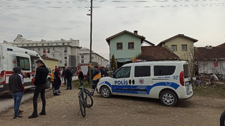 Yaşlı adam yanmış halde bulundu