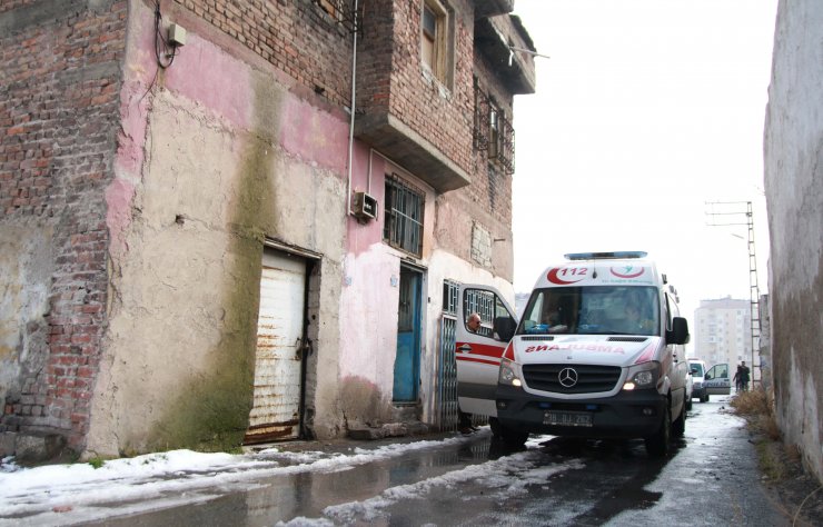 Hurdacı yaşadığı metruk evde ölü bulundu