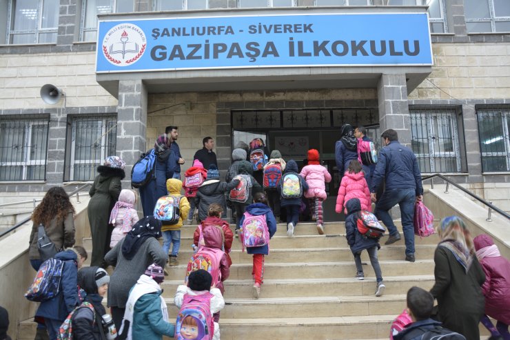 Şanlıurfa ve Kahramanmaraş'ta yarıyıl tatili sonrası öğrenciler ders başı yaptı