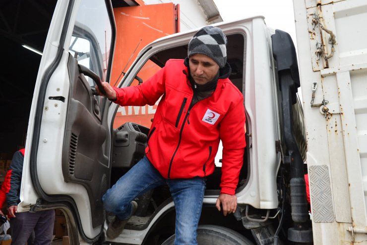 28 yıldır depremzedelerin yardımına koşuyor