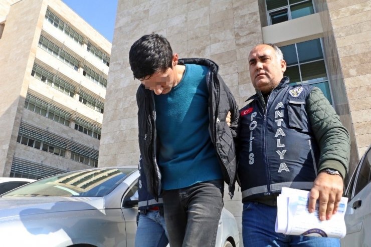Genç kıza kabusu yaşattı, parayla uyuşturucu ve baklava aldı