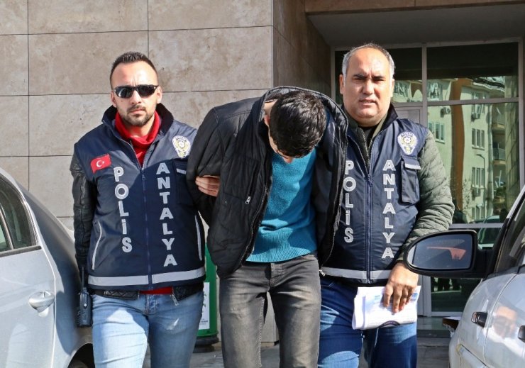 Genç kıza kabusu yaşattı, parayla uyuşturucu ve baklava aldı