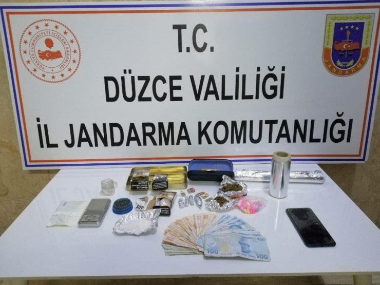 Jandarmadan uyuşturucu operasyonu
