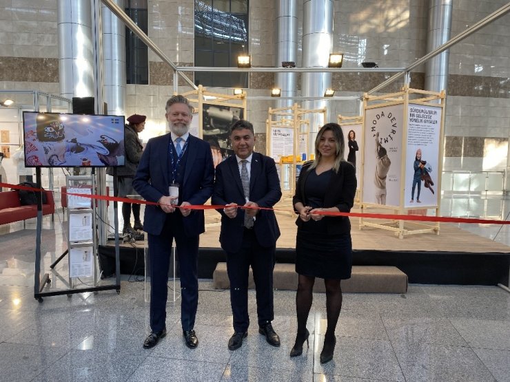 Hedef sıfır karbon ayak izi: “Moda Devrimi Sergisi”ni 29 Şubat’a kadar EİB’de ziyaret edebilirsiniz