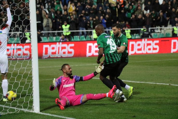 Göztepeli Beto bir tek 3 puanı kurtaramadı