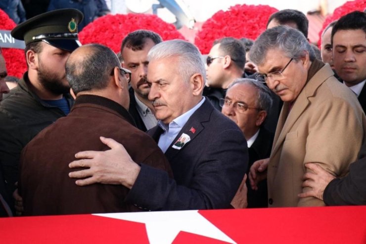 İdlib şehidi Uzman Çavuş Halil Demir son yolculuğa uğurlandı