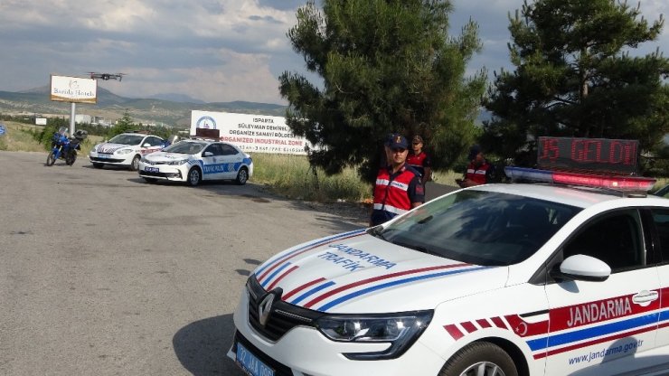 Jandarma’nın trafik denetimlerinde 70 bin lira ceza kesildi