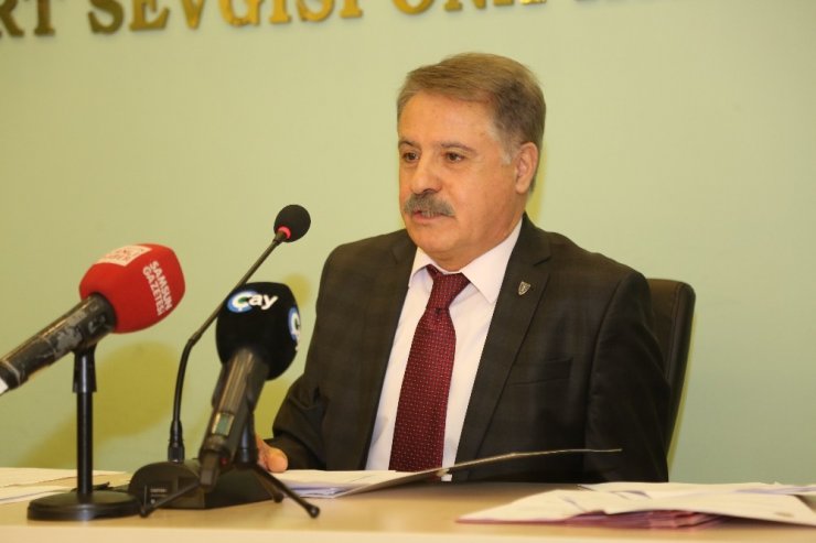 Başkan Deveci’den iş vaadi iddialarına cevap: “Hiçbir parti beklentide olmasın”