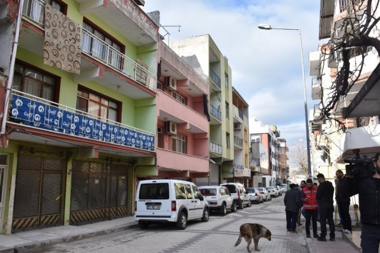 İzmir’deki kan donduran cinayette şüpheli sayısı 3’e yükseldi