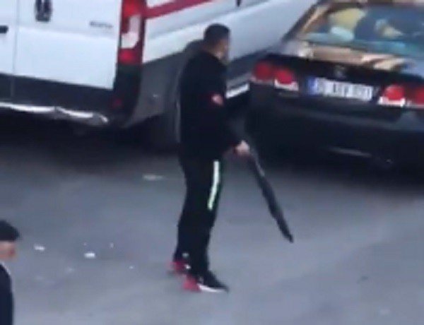İzmir’in göbeğinde güpegündüz pompalı dehşet