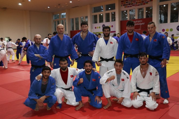 Milli judocular, Paris Grand Slam Turnuvası'na Tiflis'te hazırlanıyor
