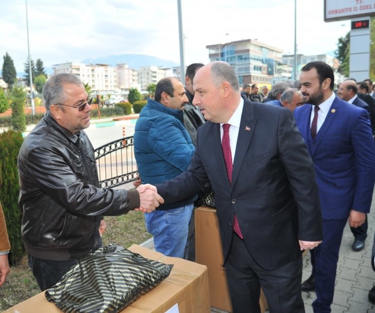 Amatör spor kulüplerine malzeme yardımı