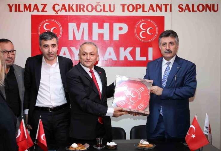 Başkan Sandal’dan siyasi partilere ziyaret