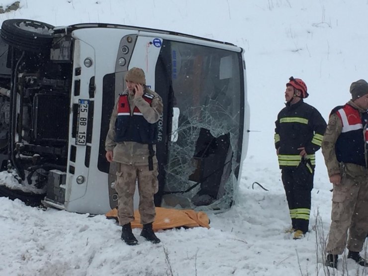 Erzurum’da halk otobüsü devrildi: 1 ölü, 20 yaralı