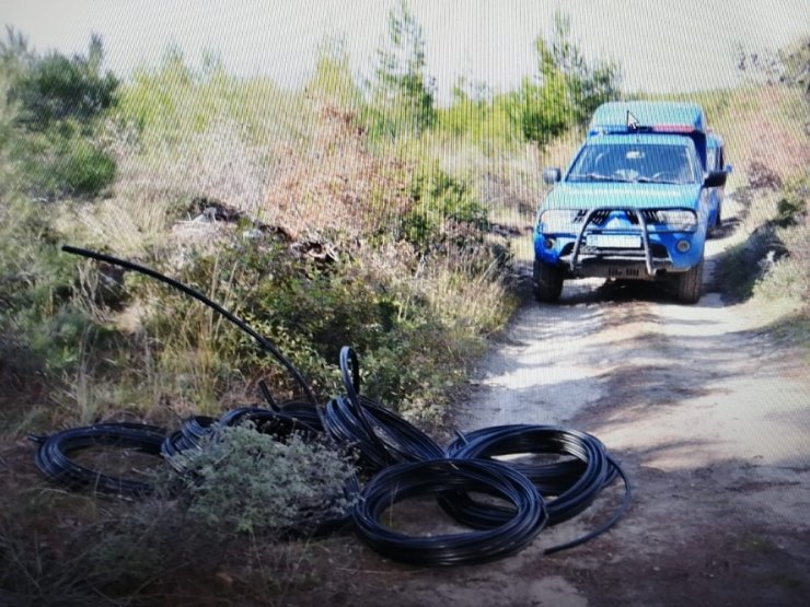 İzmir’de 11 bin liralık kabloyu çalan şahıslar yakalandı