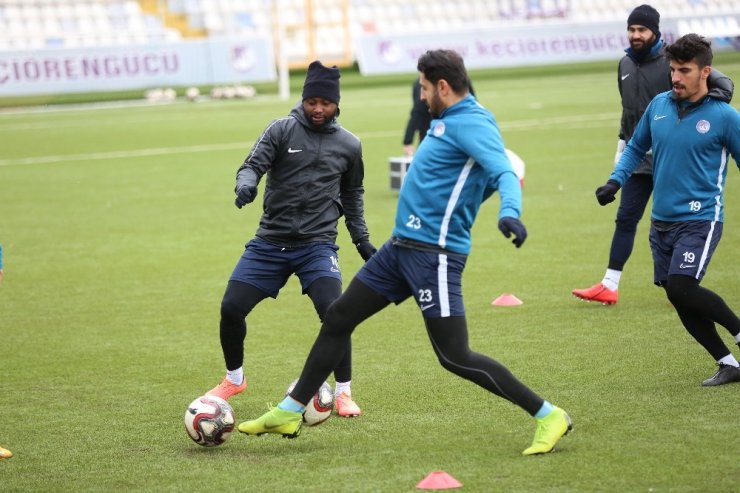 Keçiörengücü’nde, BB Erzurumspor hazırlıkları sürüyor