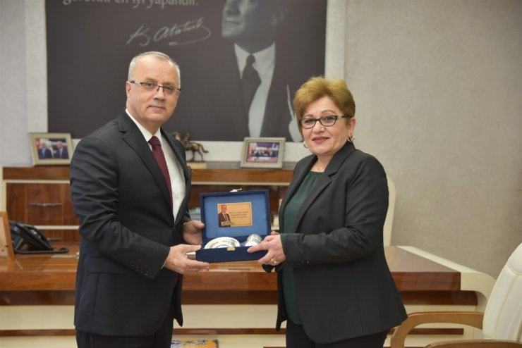 Eski İYİ Partili meclis üyesi MHP’ye geçti