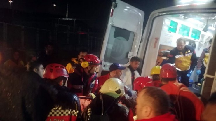 Uçak enkazından bir yaralı daha kurtarıldı