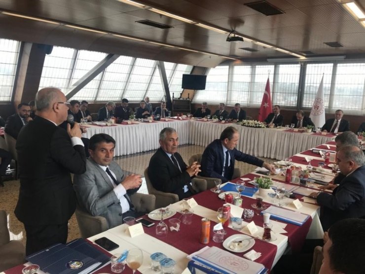 Başkan Kayda, Bakan Kasapoğlu’na Salihli dosyasını teslim etti