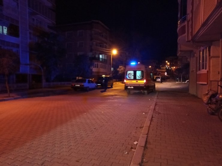Sarhoş sürücü polis ve sağlık ekiplerine zor anlar yaşattı